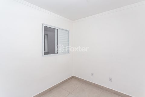 Image 19 - 898072