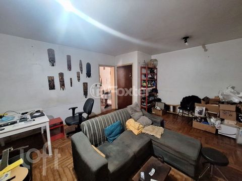 Image 7 - 898079