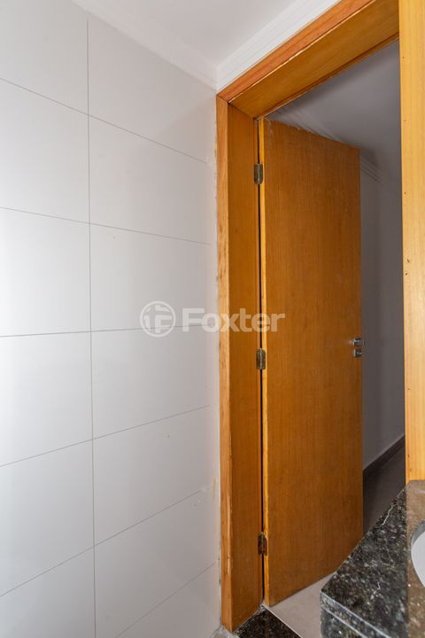 Image 8 - 898084