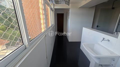 Image 7 - 898102