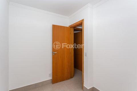 Image 9 - 898206