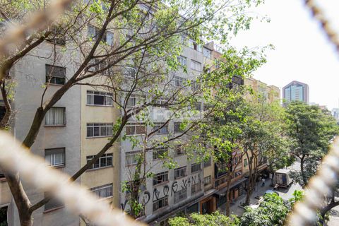 Image 14 - 898221