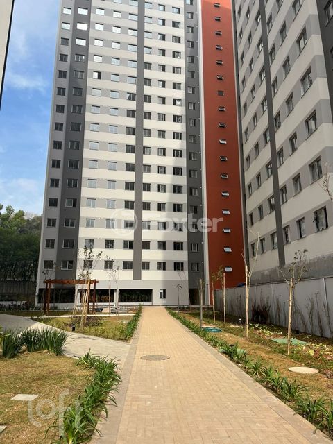 Image 7 - 898242