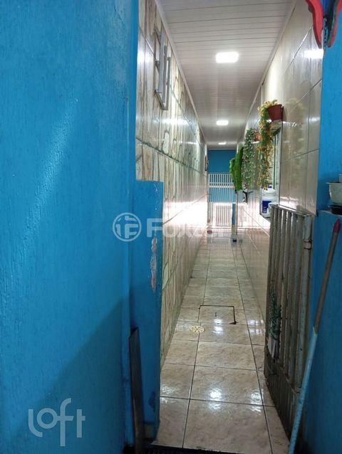 Image 0 - 898245