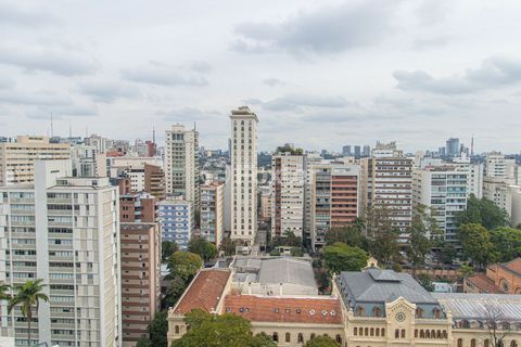 Image 0 - 898247
