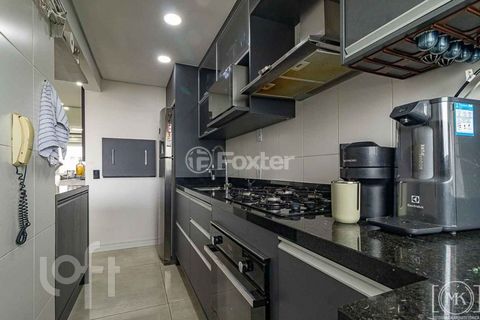 Image 6 - 898248