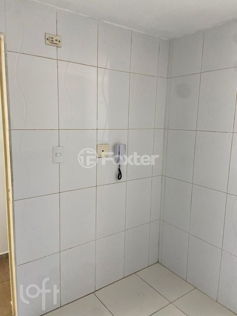 Image 5 - 898263