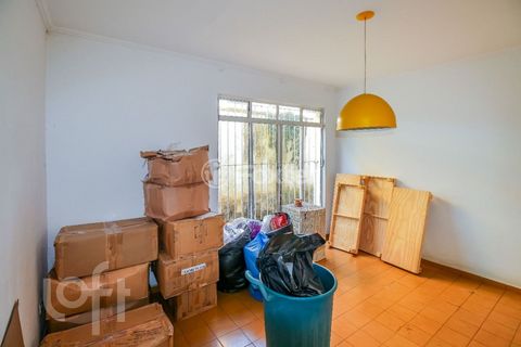 Image 3 - 898286