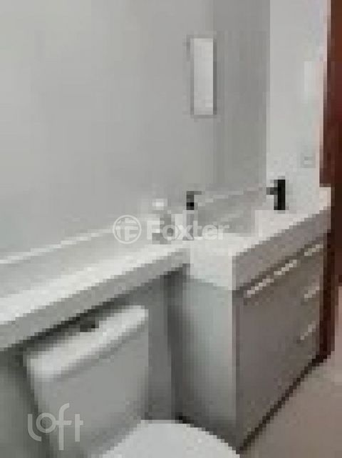 Image 7 - 898294