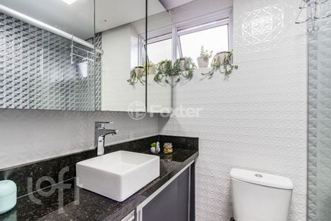 Image 8 - 898327