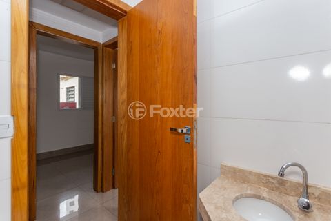 Image 8 - 898336