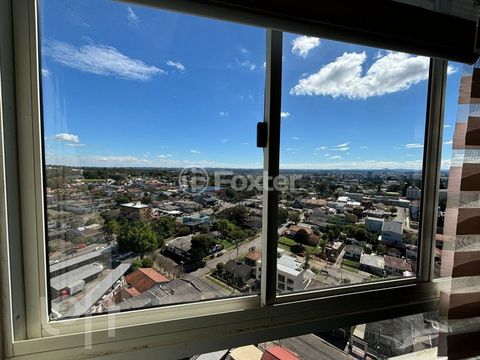 Image 7 - 898340
