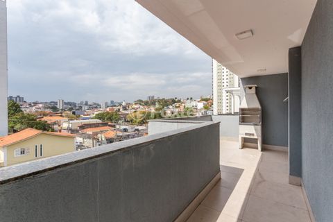 Image 7 - 898342