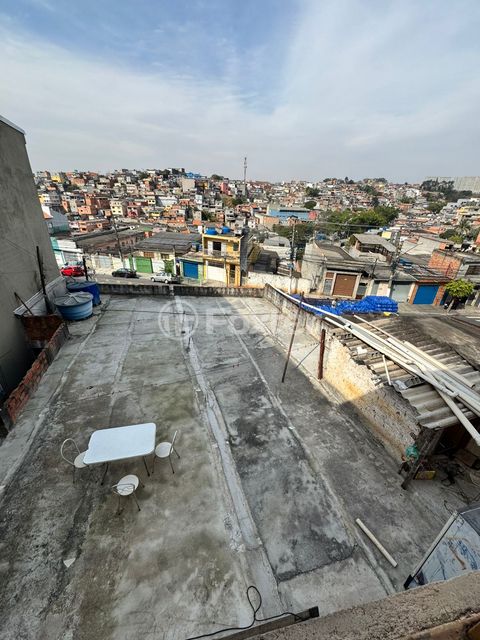 Image 7 - 898352
