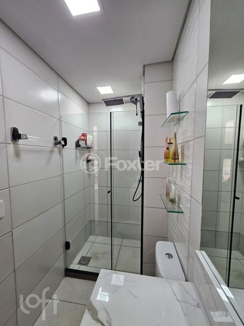 Image 9 - 898367