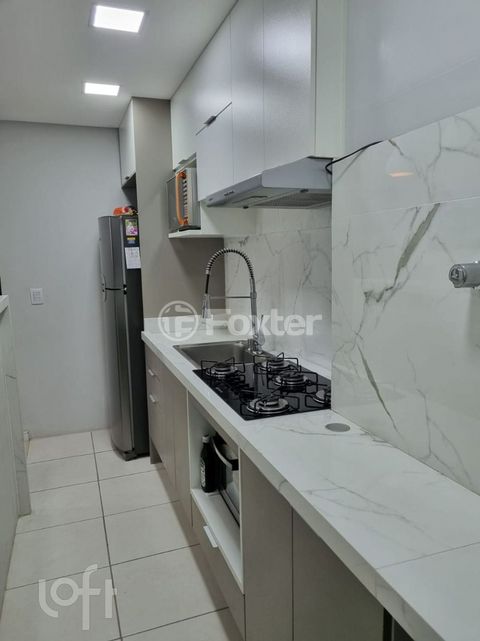 Image 3 - 898367