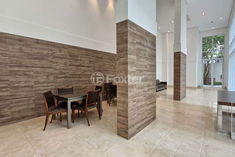 Image 9 - 898377
