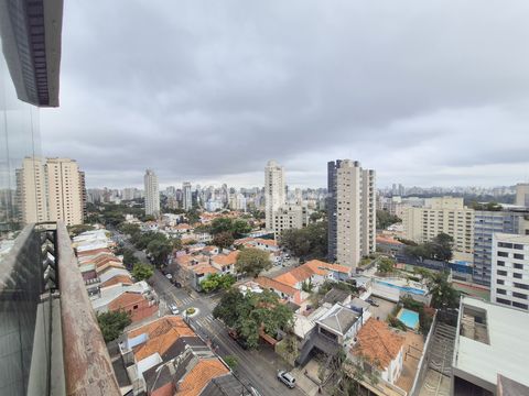 Image 8 - 898408