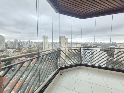 Image 4 - 898408