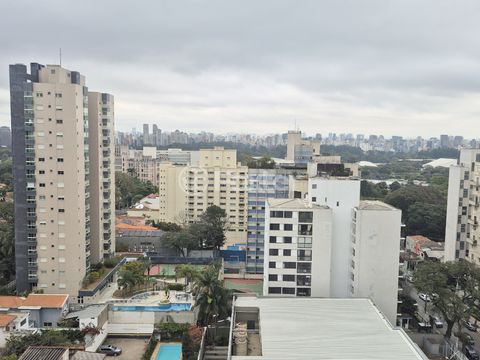 Image 7 - 898408