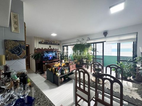 Image 3 - 898430