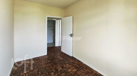 Image 7 - 898441