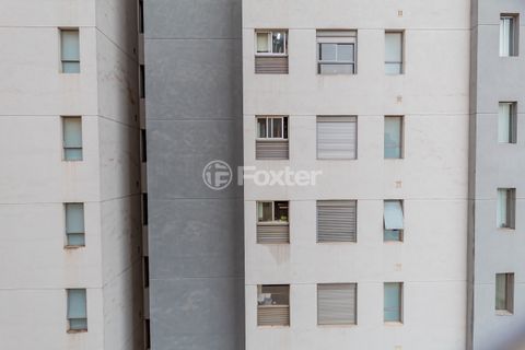 Image 17 - 898455
