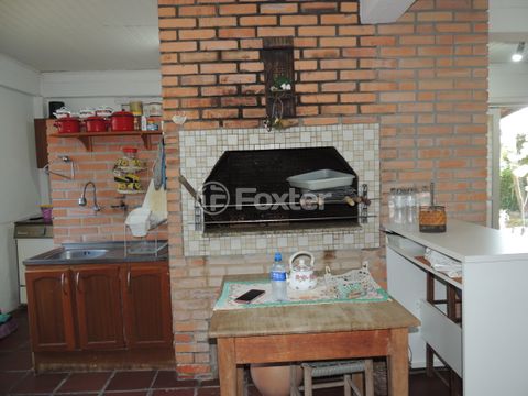 Image 9 - 898507