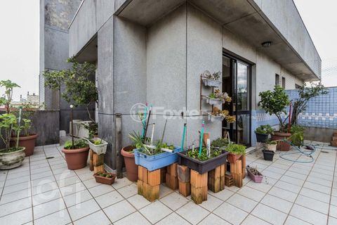 Image 17 - 898514