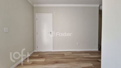 Image 6 - 898533