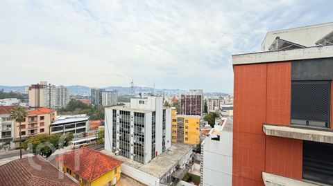 Image 14 - 898557