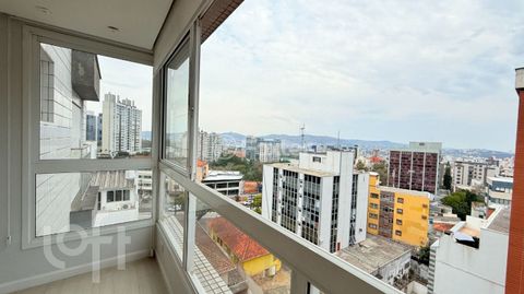 Image 17 - 898557