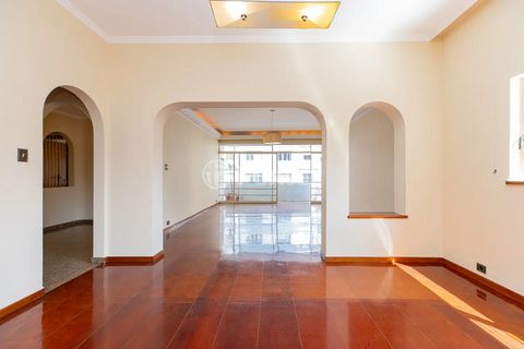Image 18 - 898565