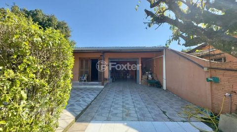 Image 4 - 898595