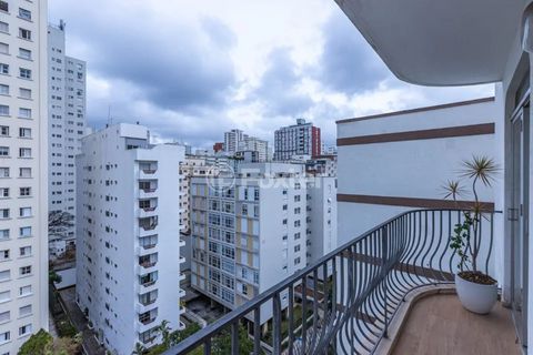 Image 3 - 898598