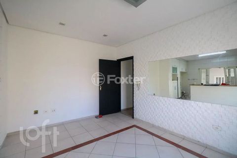 Image 7 - 898613