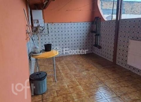 Image 8 - 898622