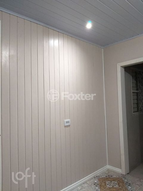 Image 7 - 898645