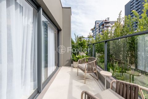 Image 3 - 898654