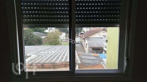 Image 7 - 898707