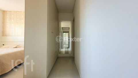 Image 13 - 898725