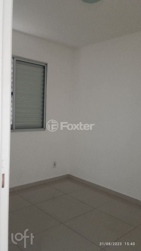 Image 7 - 898738