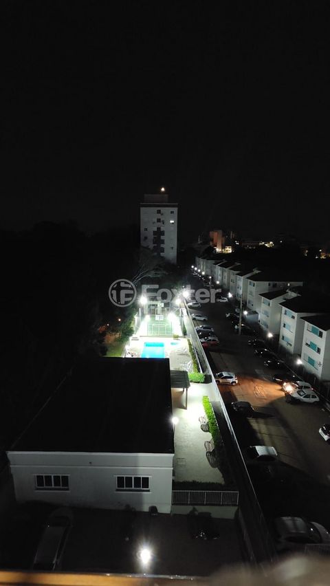Image 1 - 898740