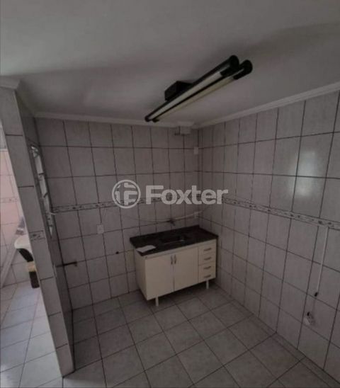 Image 3 - 898751