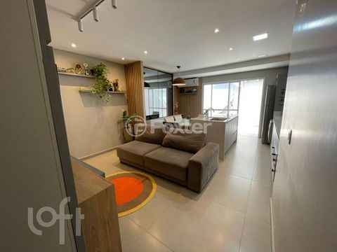 Image 7 - 898762