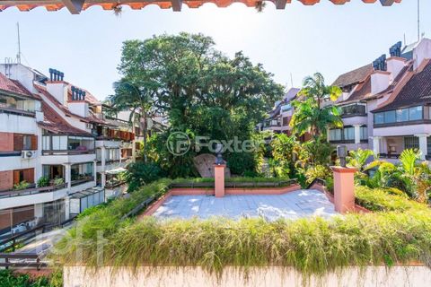 Image 4 - 898783