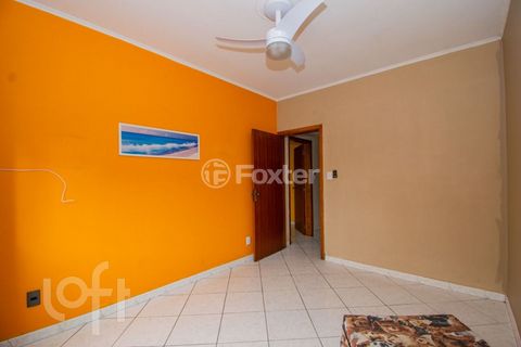Image 9 - 898785