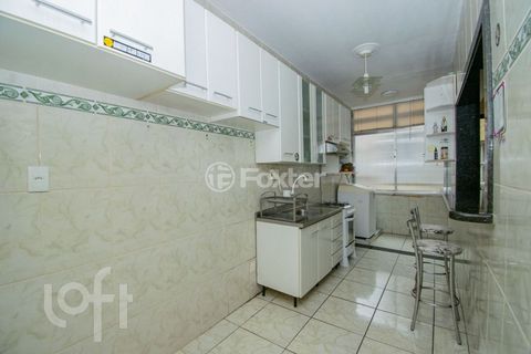 Image 4 - 898785