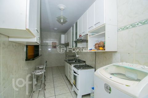 Image 7 - 898785