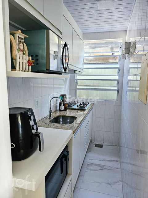 Image 7 - 898789